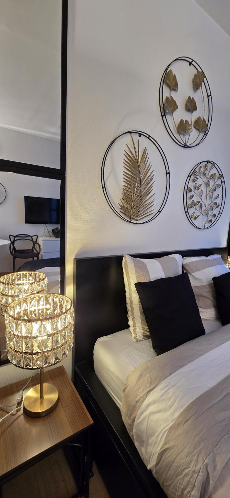 Cosy Louise Apartment *